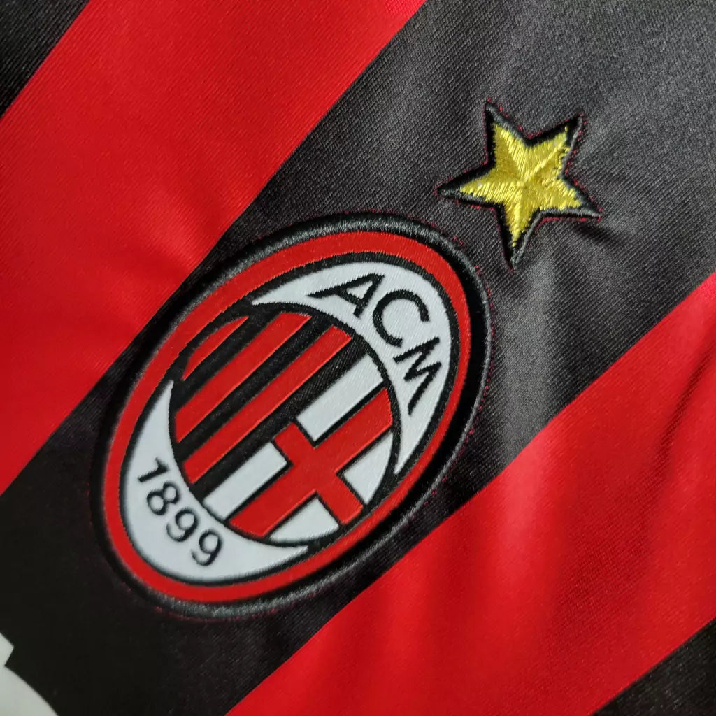 Camisa Retrô Milan I I Adidas 2006/07 Masculino Manga Longa Vermelho e Preto