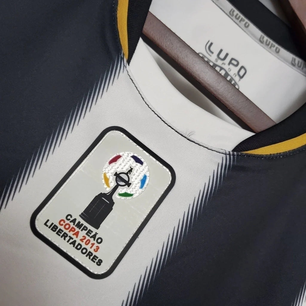 Camisa Atlético Mineiro I Retrô 2013 Patch da Libertadores - Preta e Branca - Lupo