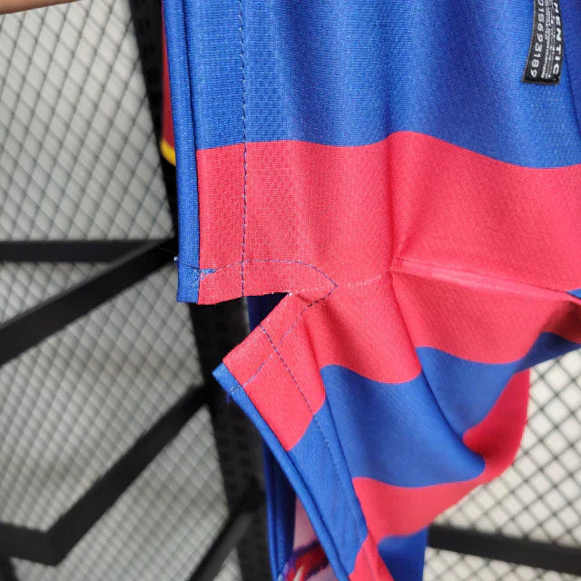 Camisa Barcelona Retrô I I 2010/11 Torcedor Nike Masculino Vermelho e Azul