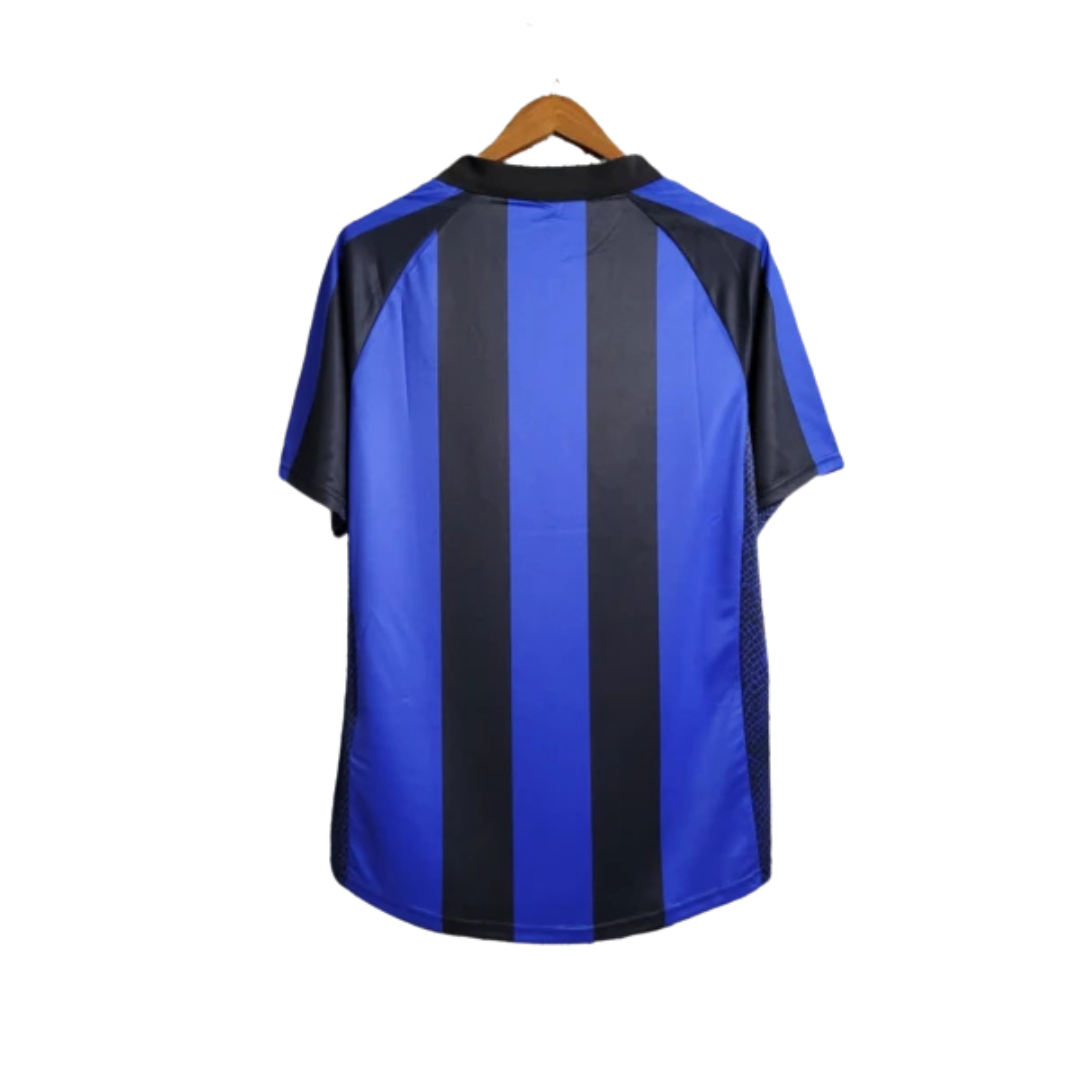 Camisa Retrô Inter de Milão 2001/02 I