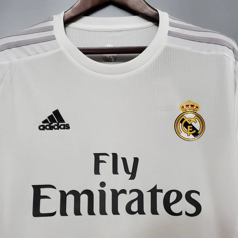 Camisa Retrô Real Madrid 2015/16 I